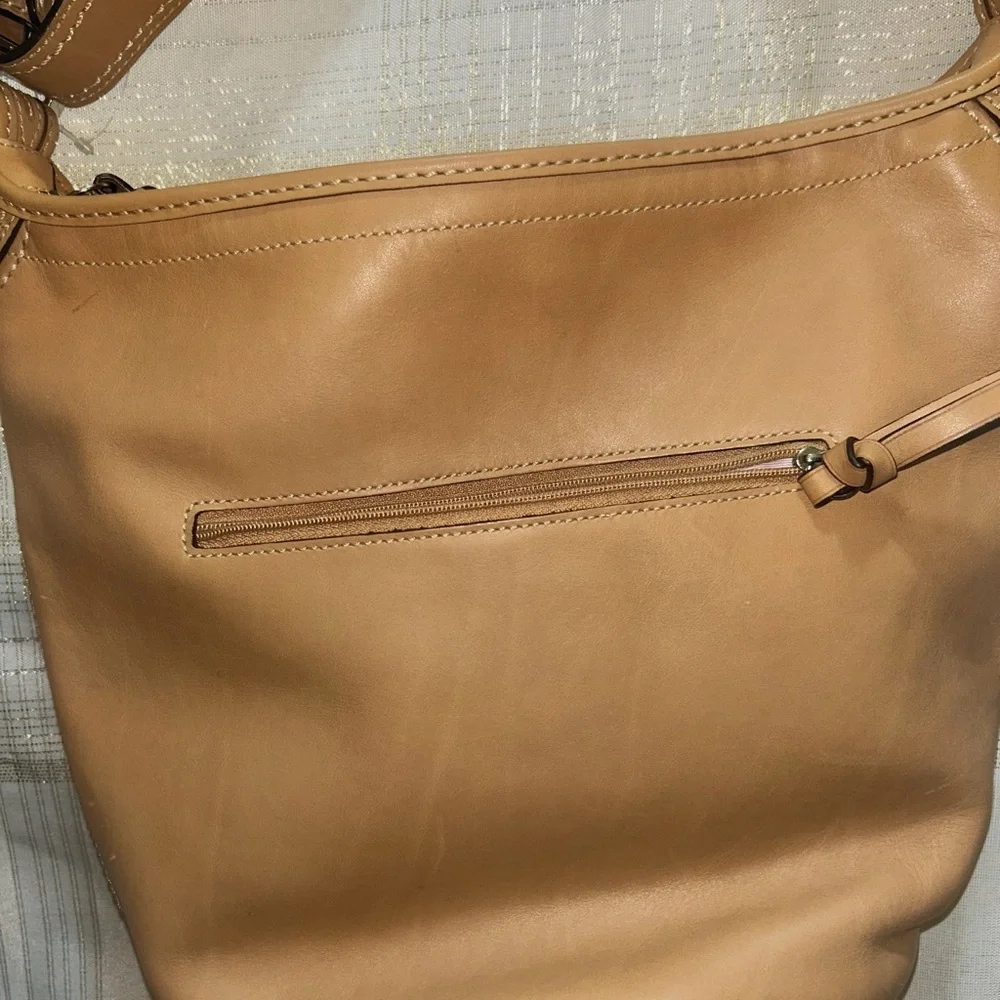 Coach Saddle Tan Leather Shoulder Bag with Tag - Picture 9 of 9